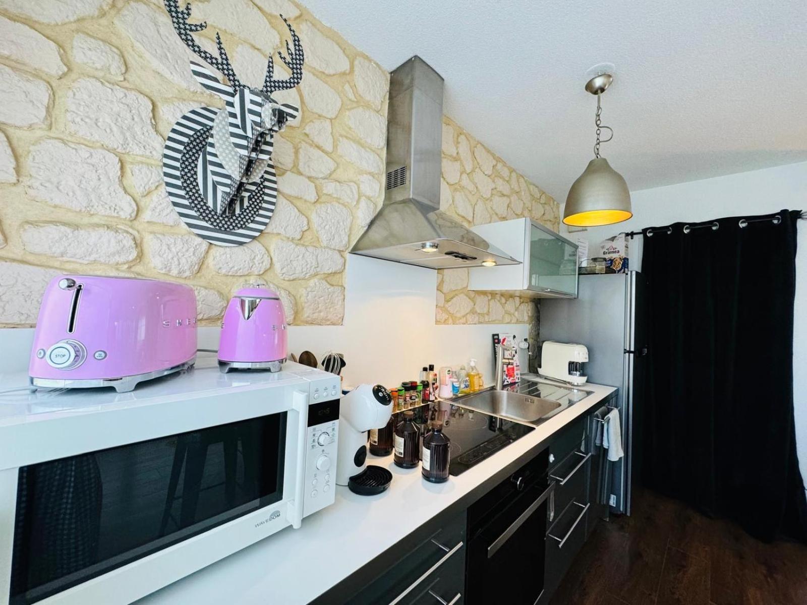 Loft Atypique13Om2-Salon De 40M2, Rooftop Et Patio Couvert Dep Tardif 13H-Pkg Gratuit Prive Sur Place * Bordeaux